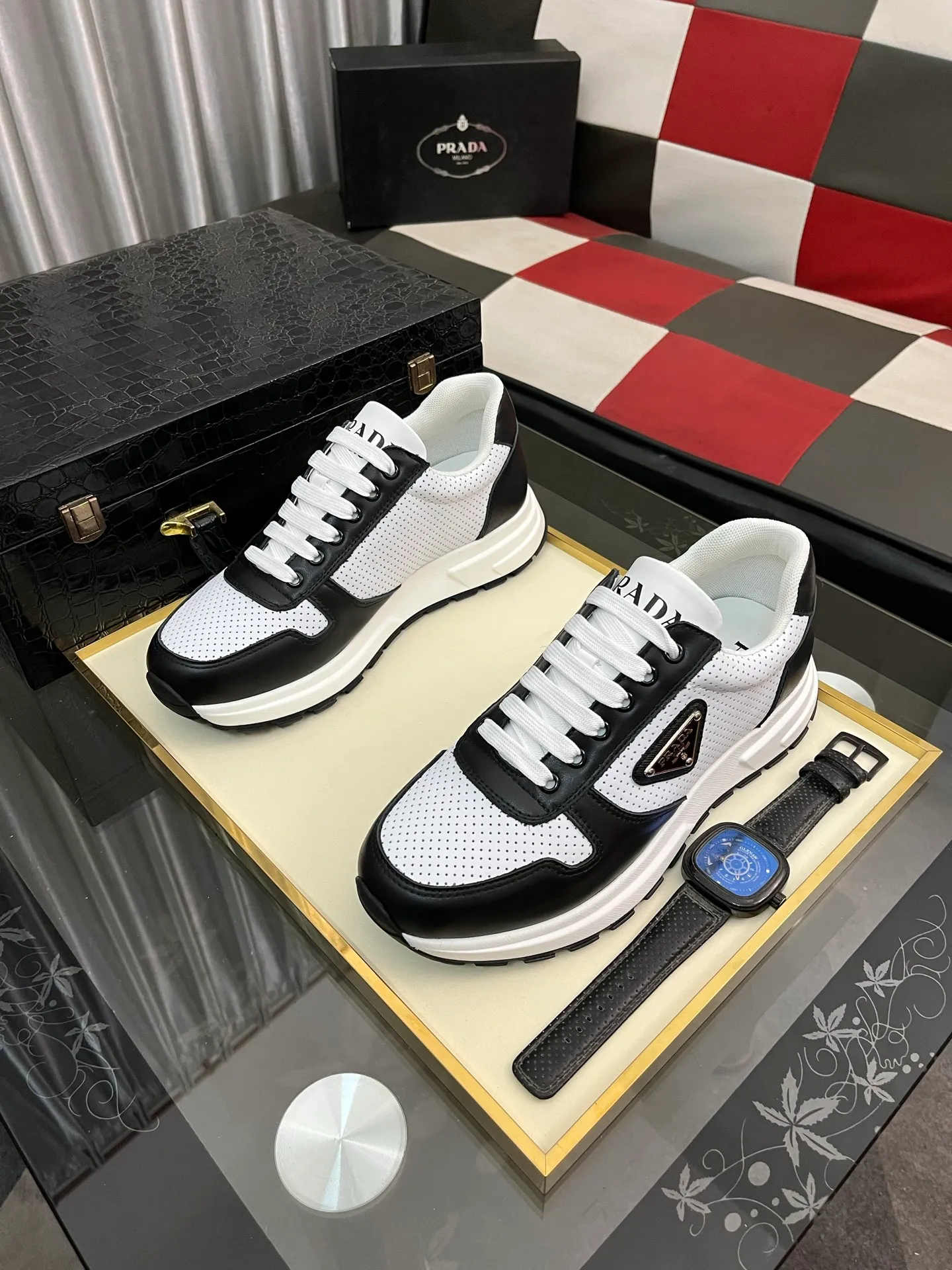 Men's shoes 💰420⌚️⌚️【PRADA】Prada - high-end quality original order 🔍🔍🔍 casual sports shoes - upper: 🔝 Nappa calfskin, brand hollow mesh hot reflective technology, tongue injection brand logo - lining: water-dyed cowhide - outsole: ultra-light TPU foam rubber; molded outsole -Ultra-high quality control and fine workmanship: highlighted (high-end, extravagance, and class) -Size: 38-443️⃣colors available